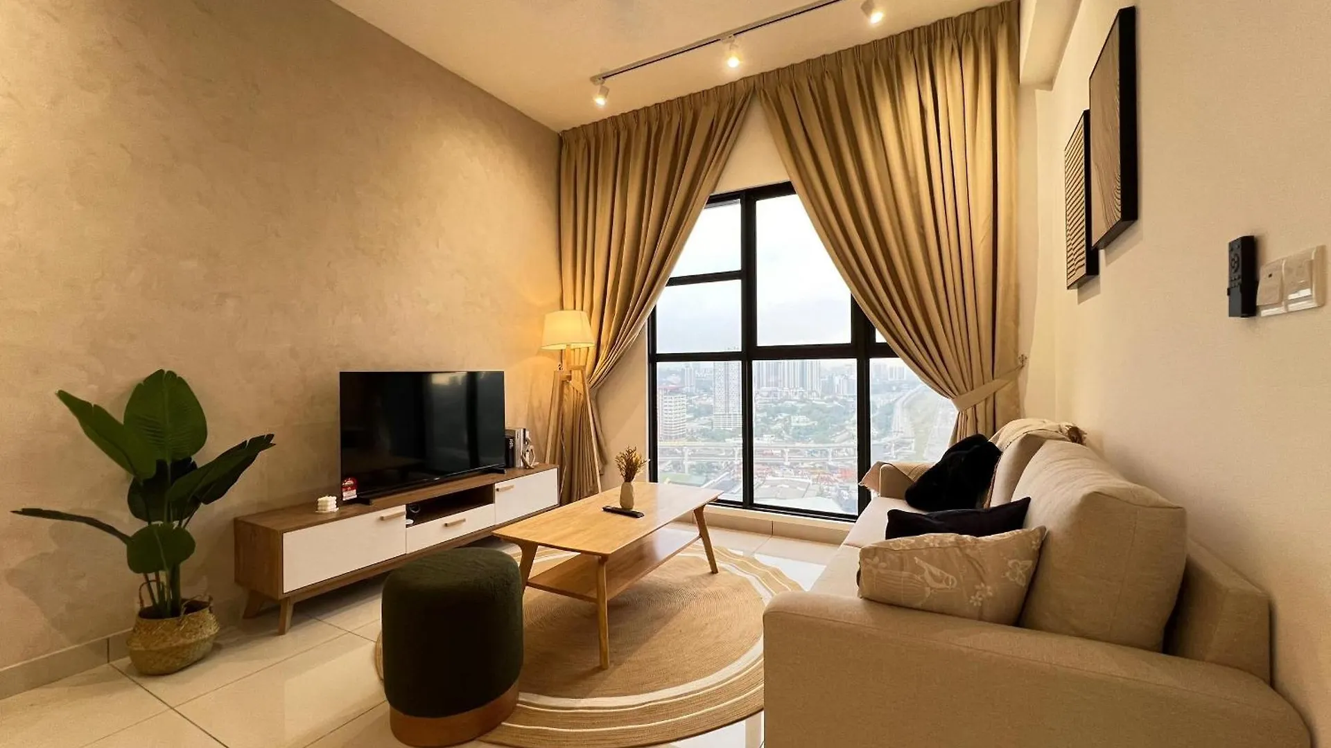 Kl City View 2R1B Free Wifi 6Pax Kuala Lumpur