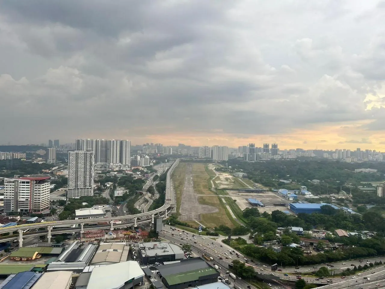 Kl City View 2R1B Free Wifi 6Pax Kuala Lumpur